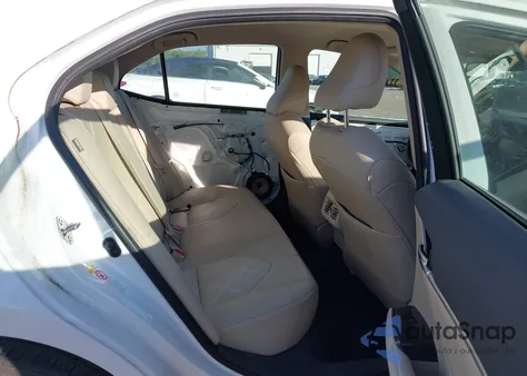 2018 Toyota Camry Xle z USA, uszkodzony, nr VIN 4T1B11HK9JU024045